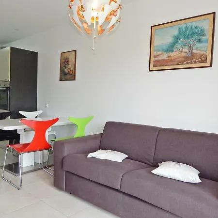 Ivana Appartement *